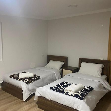 Tebdi Qor, Warm Home Mestia Luaran gambar